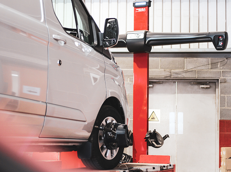 Van Wheel Alignment & Tracking in Lincoln